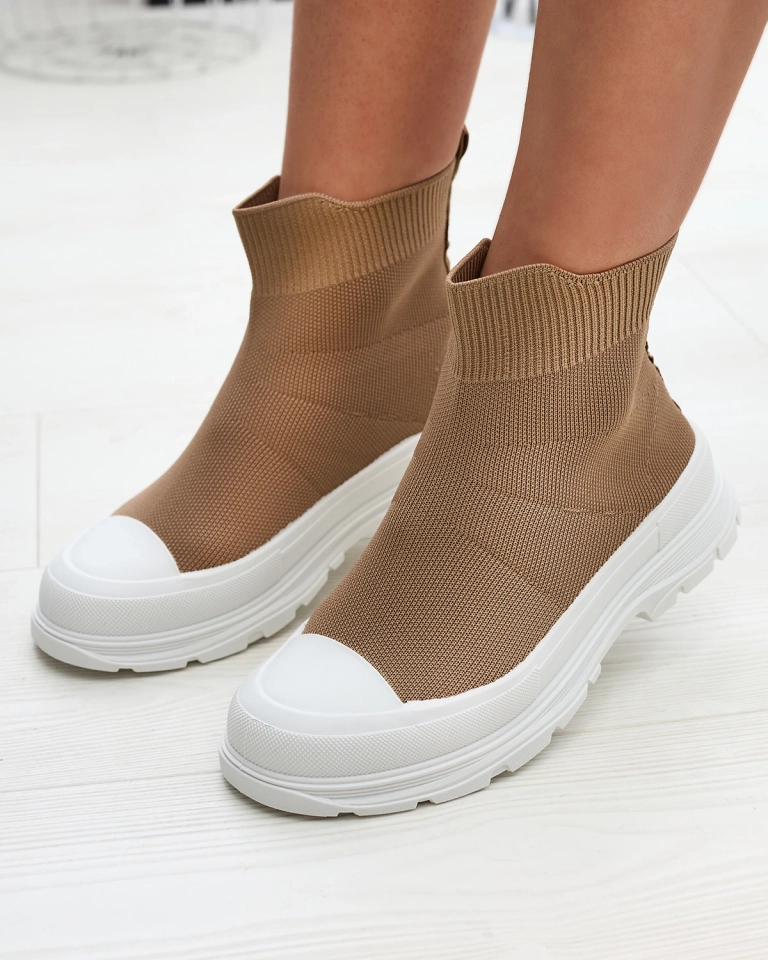 Světle hnědé dámské nazouvací vysoké sportovní boty a'la sneakers Vertiks - Obuv