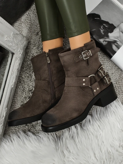 Dámské kotníkové boty z eko semiše s přezkami Valtos