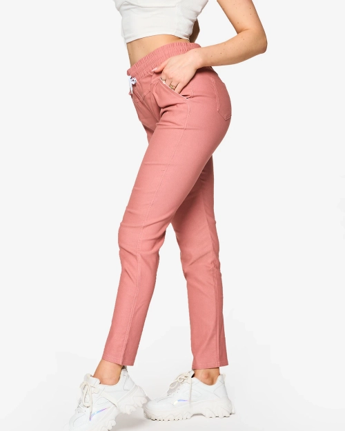 Жіночі прямі брюки з тканини рожевого кольору PLUS SIZE- Одяг