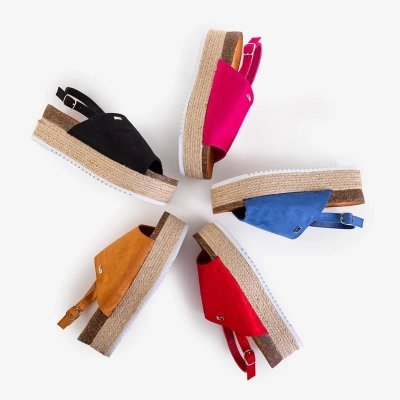 OUTLET Světle hnědé dámské sandály na platformě Kirala - Footwear