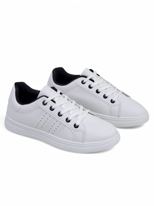 Жіночі спортивні кросівки Royalfashion Fogod на шнурівці