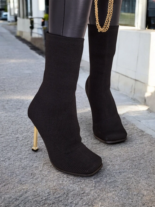 Жіночі чоботи Royalfashion на щиколотці Wezonu