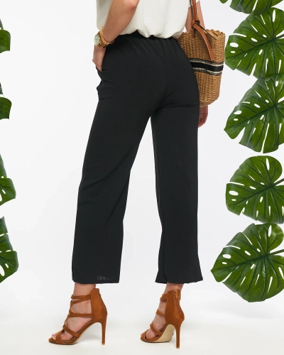 Чорні жіночі широкі штани з тканини - Одяг