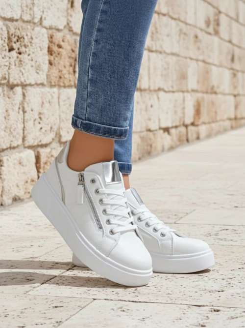 Royalfashion Спортивні жіночі снікерси Selio