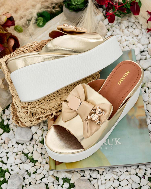 Royalfashion Жіночі шльопанці Dalimes на котурні