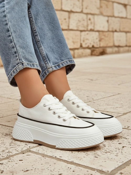 Royalfashion Жіночі платформи-спортівки Beemes