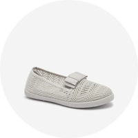 Světle šedá || holubí šedá