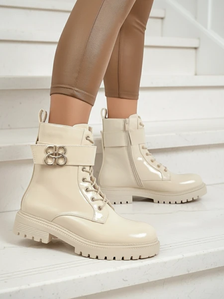 Béžové kotníkové boty Ariadne z ekologické kůže na zip, kulatá špička stylové