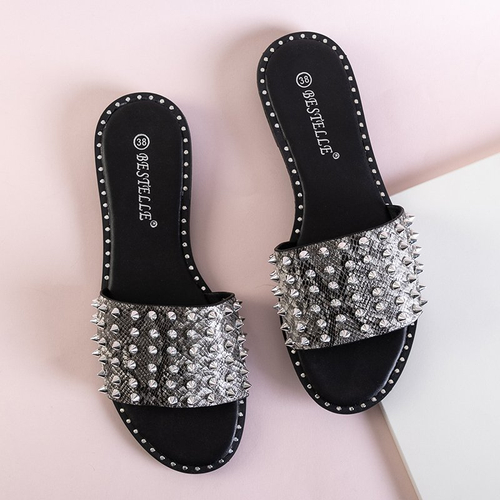 Чорні жіночі шльопанці з шипами Maurella