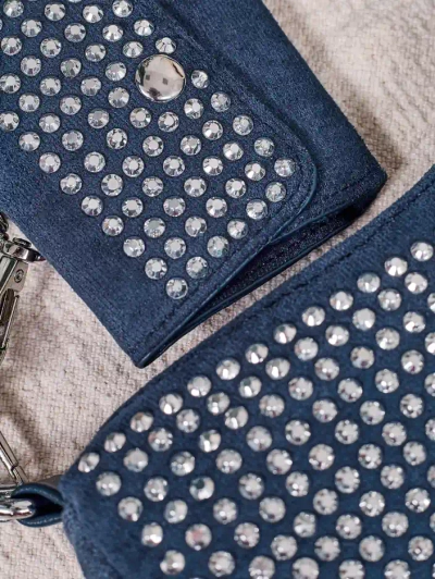 Royalfashion Malá dámská taška se cvočky