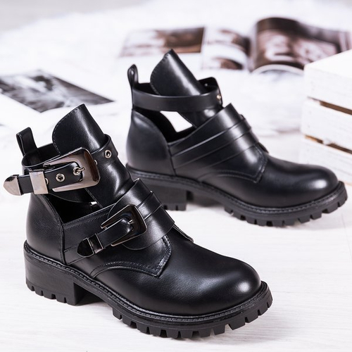 Чорні черевики на низьких підборах Loca - Взуття