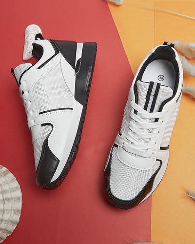 Білі жіночі кросівки з чорними вставками Ruby