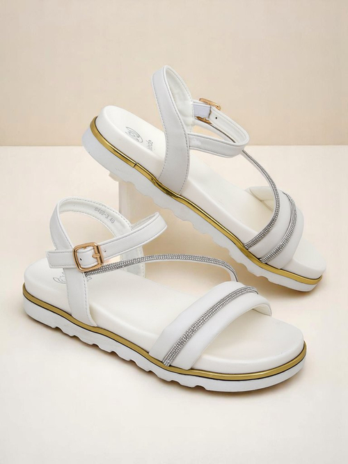 Royalfashion Жіночі босоніжки на танкетці з камінцями Magnol