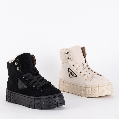 Чорні жіночі черевики Tessi