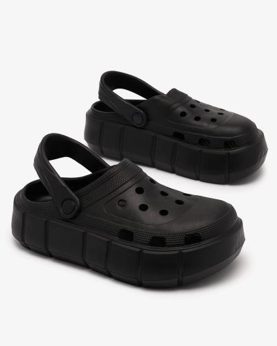 Royalfashion Černé dámské žabky s prolamovaným lemem Mightty