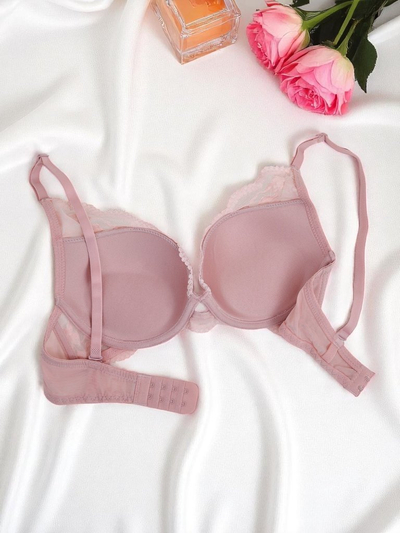 Royalfashion Dámská push-up podprsenka s krajkou Luna Push-Up