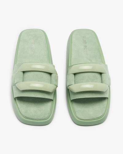 Зелені жіночі шльопанці з екозамші Omve - Взуття