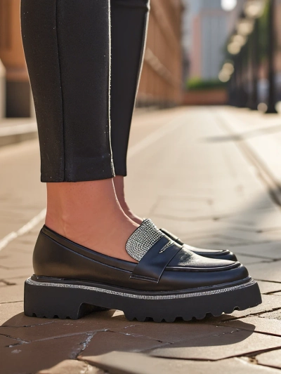 Royalfashion жіночі мокасини з стразами Vinness