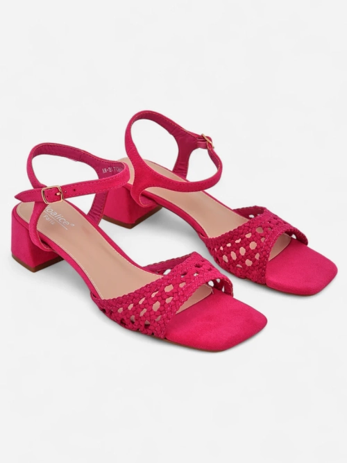 Royalfashion Жіночі перфоровані сандалі Azopi