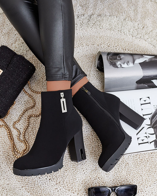 Жіночі черевики Royalfashion Beroleda з декором на шпильці