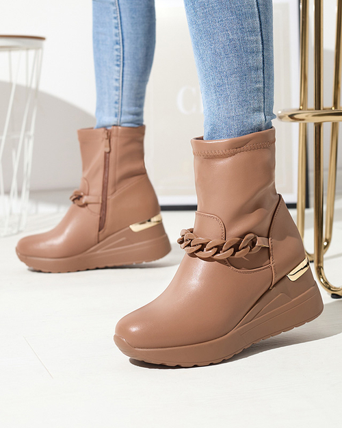 Світло-коричневі жіночі чоботи на якорі з ланцюжком Fefricca- Footwear
