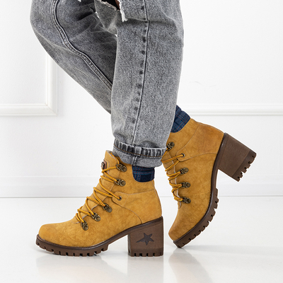 Hořčičné dámské kozačky na sloupku Royaltan - Obuv