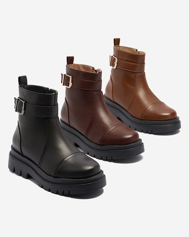 Tmavě hnědé dámské kozačky s přezkou Utilas - Obuv