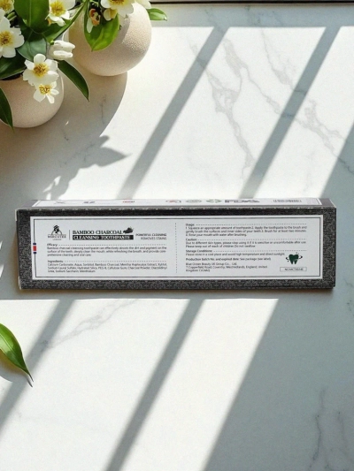 Mircutee Відбілююча зубна паста з бамбуковим вугіллям