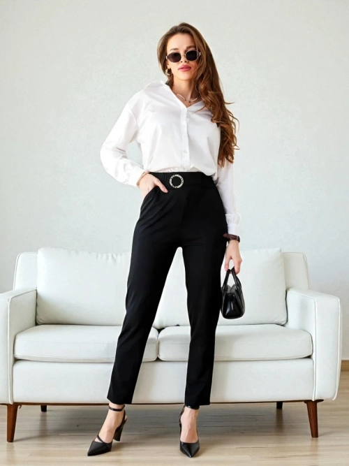 Pantaloni Bella Melodia в Чорному Кольорі