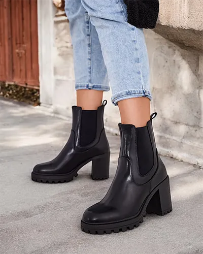 Жіночі черевики на шпильці Royalfashion