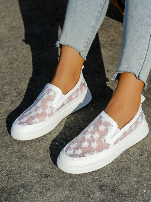 Royalfashion Жіночі мереживні мокасини з квітами Emzos