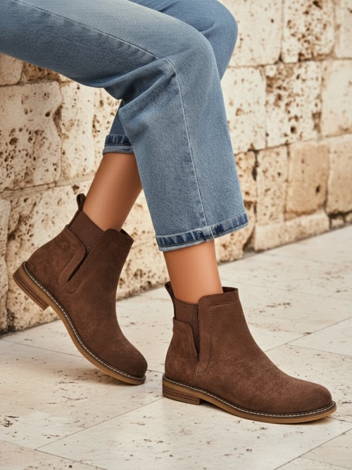Жіночі ботильйони a'la челсі з еко-замші Veysi