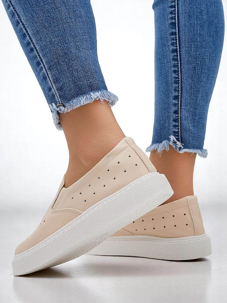 Royalfashion Dámské perforované sportovní šněrovací boty Vaned