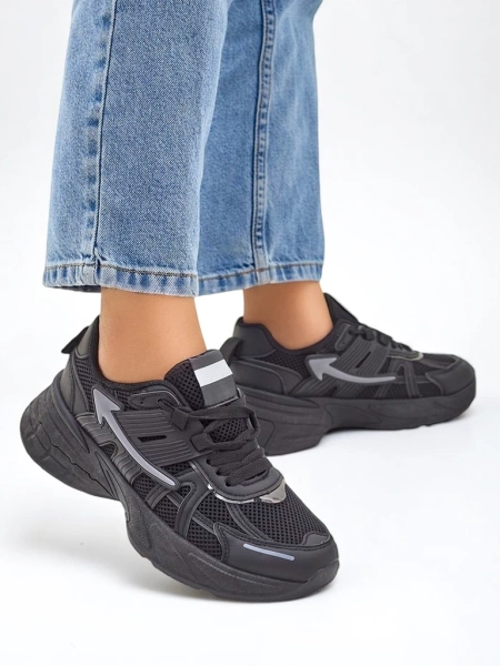 Royalfashion Жіночі спортивні кросівки на товщій підошві Beysa