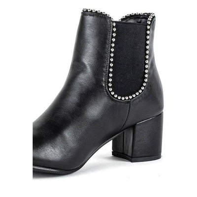 OUTLET Černé kotníkové boty s kamínky Reja - obuv