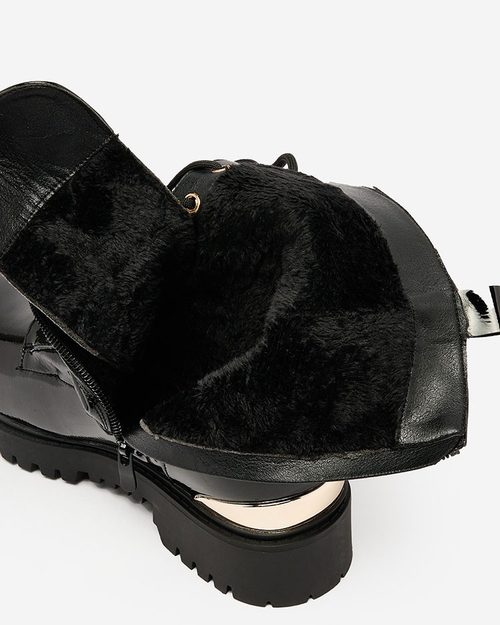 Royalfashion Жіночі лаковані черевики-баггі чорного кольору Simbeba