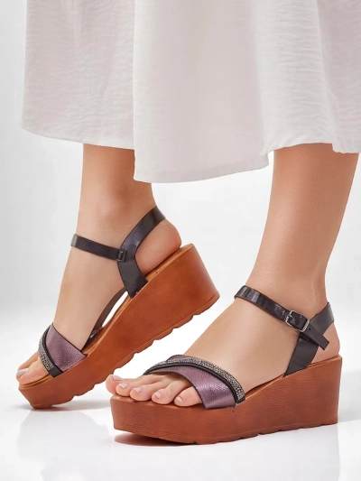 Royalfashion Жіночі босоніжки на танкетці з стразами та блискітками Aurora Glow