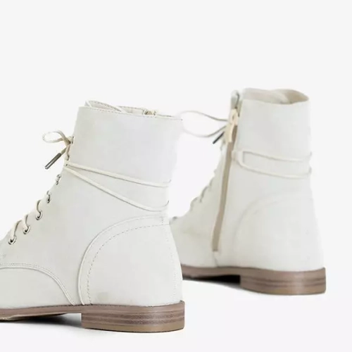 OUTLET Бежеві жіночі черевики з прикрасами Matildat - Взуття