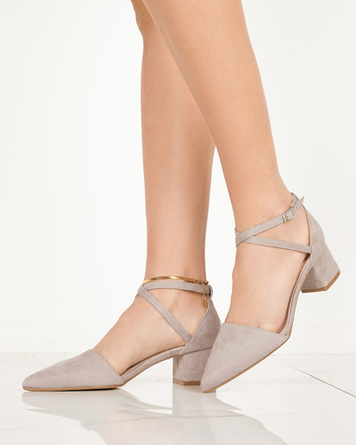 Сірі жіночі босоніжки на каблуці Crisco