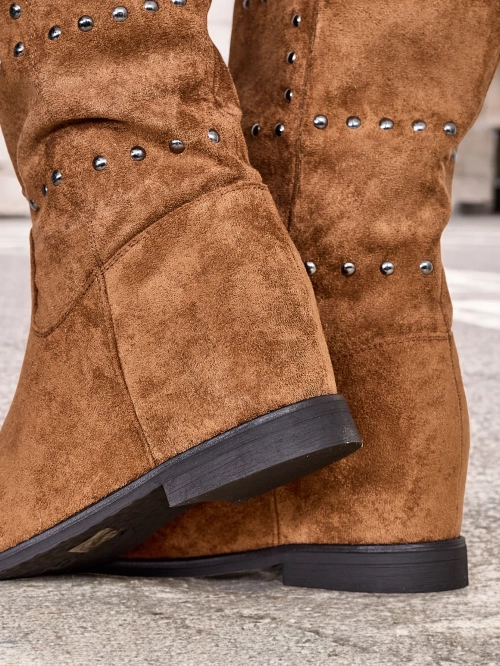 Жіночі чоботи Royalfashion з прихованою підбором чорного кольору Airada