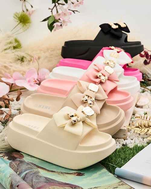 Royalfashion Жіночі гумові шльопанці з декоративним бантом Apis