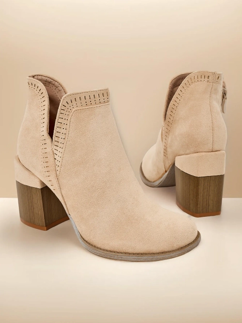 Жіночі чоботи на підборах Royalfashion Vettot