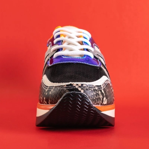 Чорно-помаранчеві кросівки з кольоровими вставками Meia