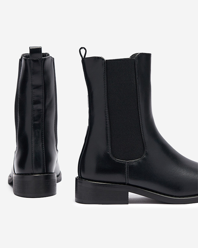 Vysoké dámské kozačky s hranatou špičkou v černé barvě Sudis- Obuv