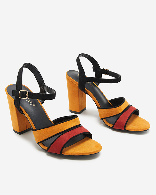 Dámské sandály na sloupku z hořčice Hromm- Obuv