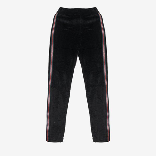 Жіночі смужки в чорні смужки - Одяг