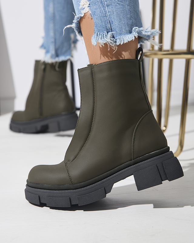 Dámské zateplené tmavě zelené vysoké boty Slovys- Obuv