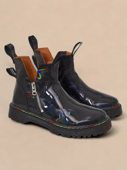 Чорні жіночі лаковані черевики Odeta