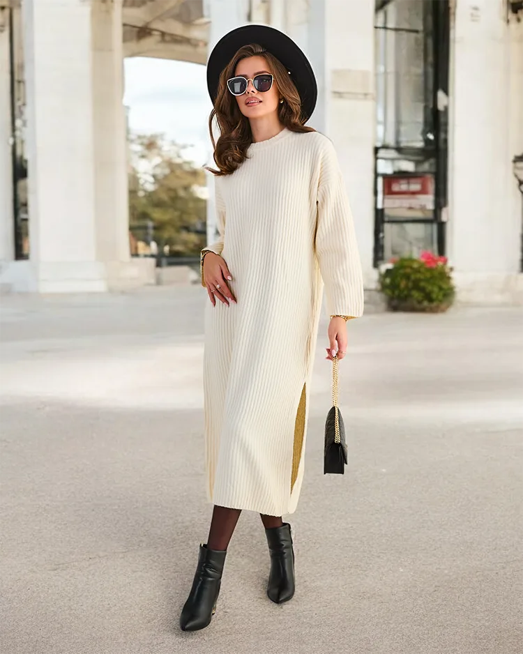 Dlouhý svetr našich dámských šatů značky Royalfashion