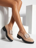 béžový || světle hnědá